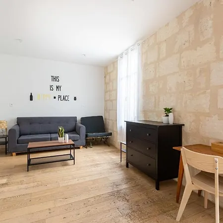 Guestready - Lovely Studio In Chartrons * Бордо